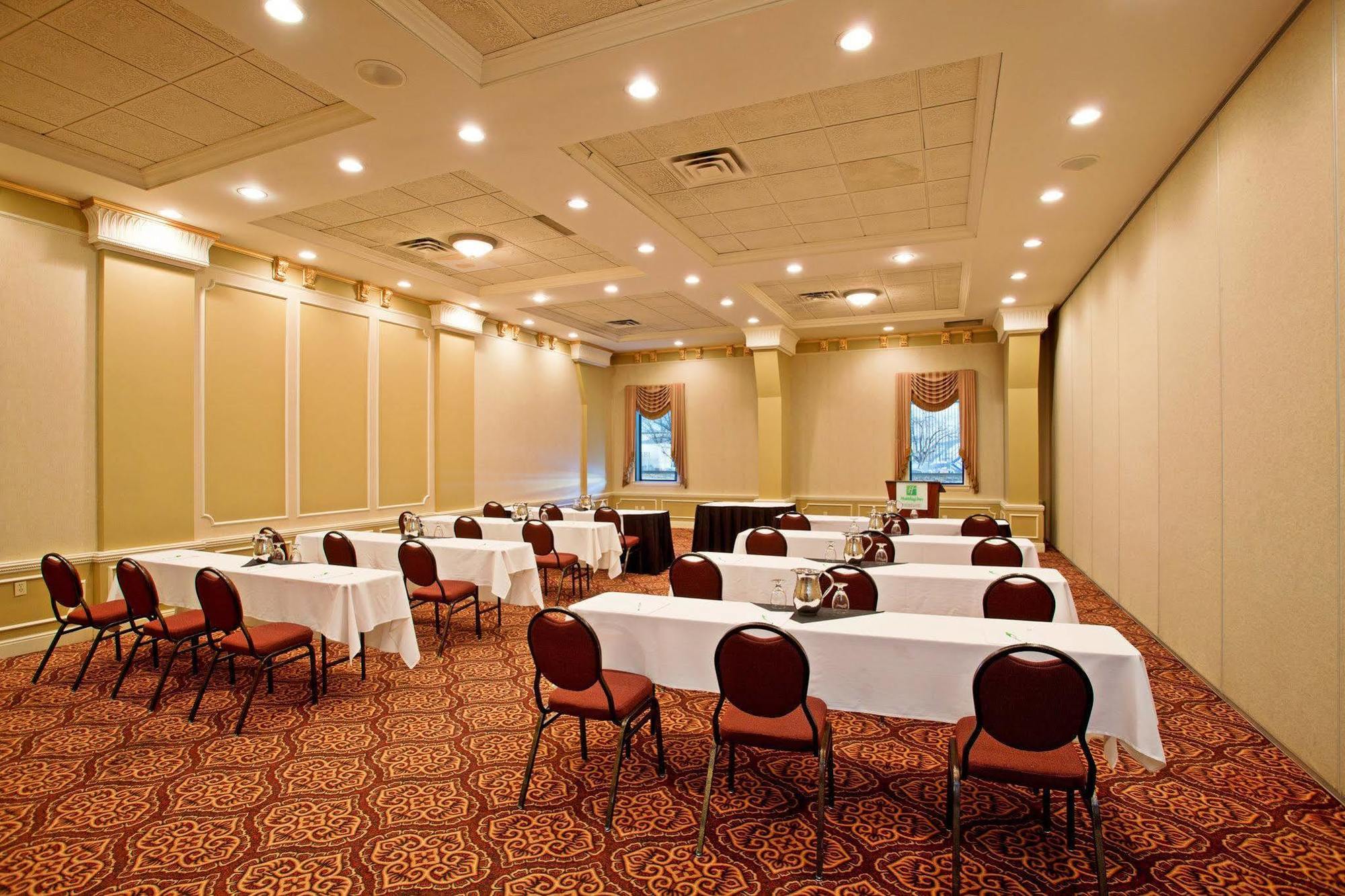 Holiday Inn Conference Centre Edmonton South By Ihg Exteriér fotografie
