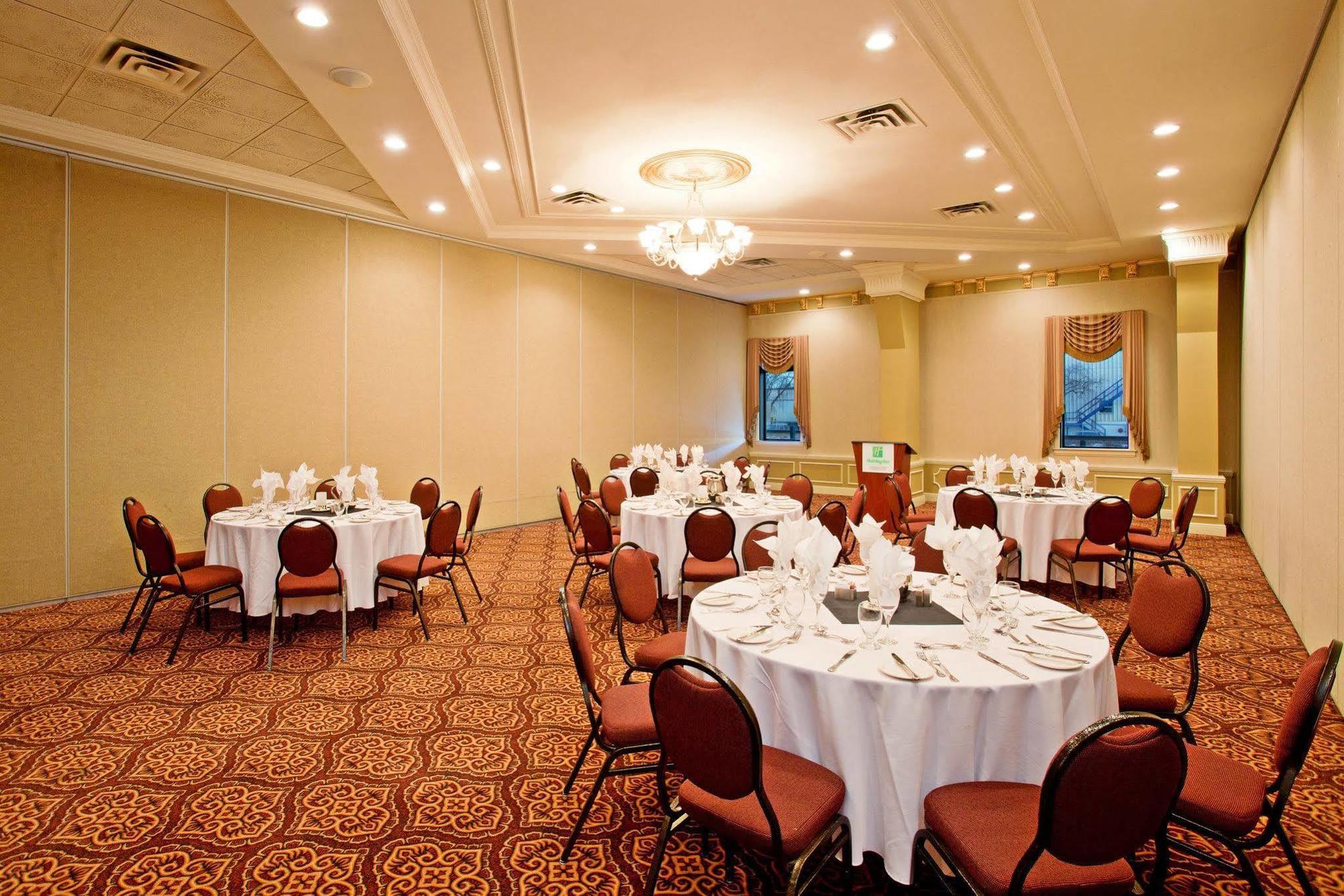 Holiday Inn Conference Centre Edmonton South By Ihg Exteriér fotografie