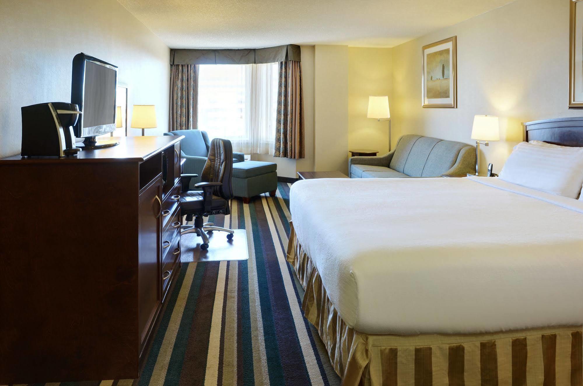Holiday Inn Conference Centre Edmonton South By Ihg Exteriér fotografie